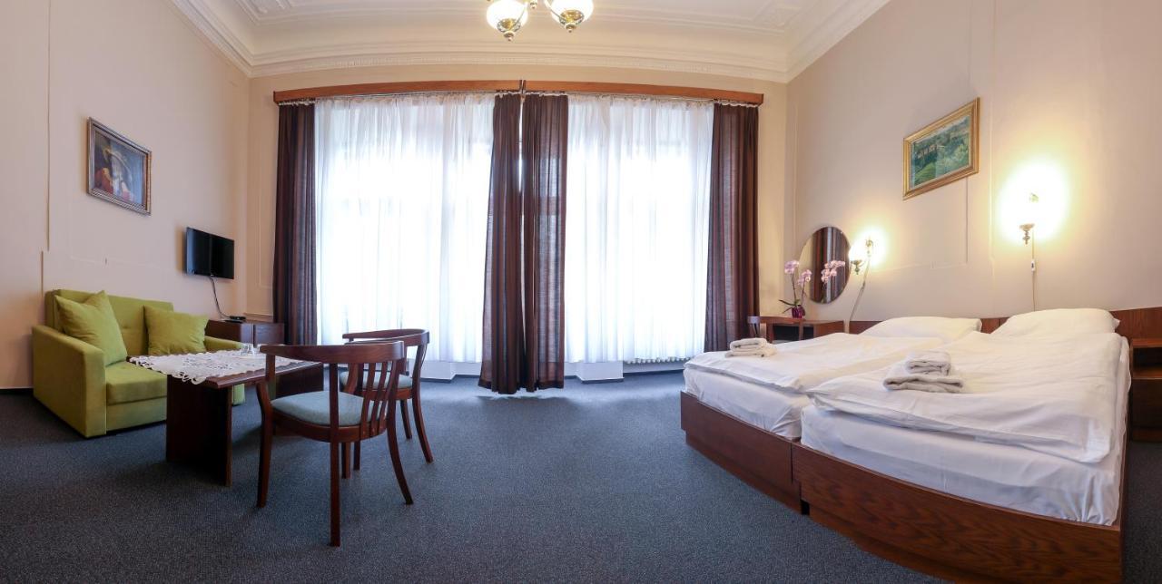 Hotel Slovan Pilsen Exterior foto