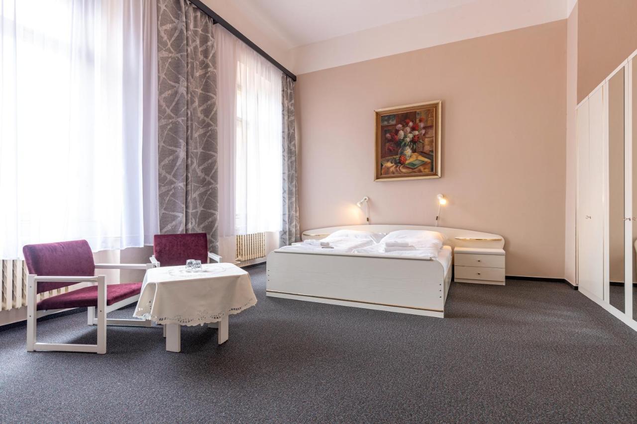 Hotel Slovan Pilsen Exterior foto
