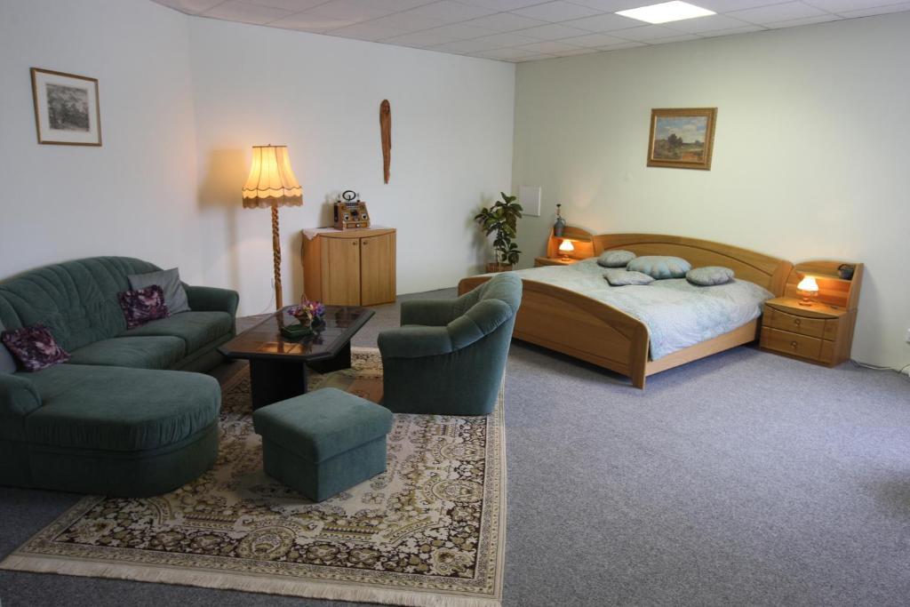 Hotel Slovan Pilsen Zimmer foto
